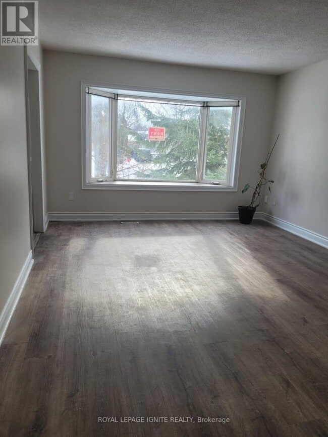 Building Photo - 26 Carberry Crescent