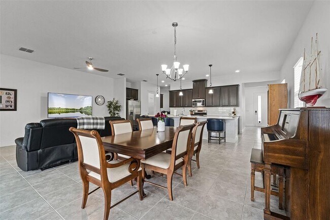 Foto del edificio - 5013 E Fountainwood Dr