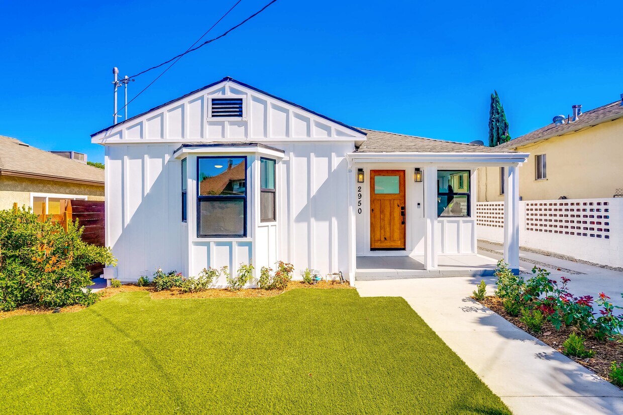 Primary Photo - 2950 Partridge Ave