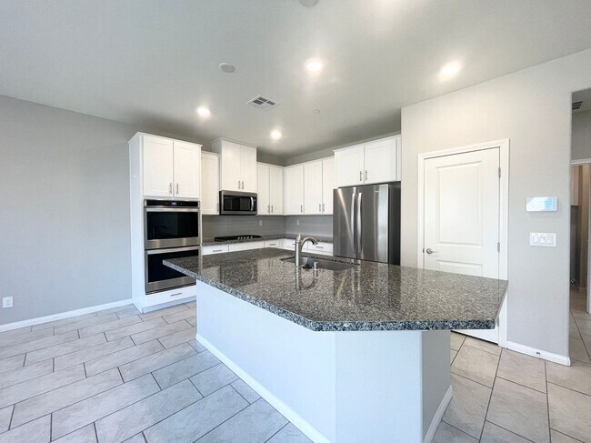 Foto del edificio - 385 Breve Ct