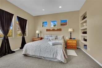 Building Photo - 1004 Golden Age Ct