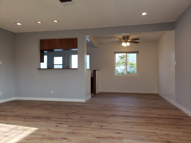 Foto del edificio - 502 Rindge Ln