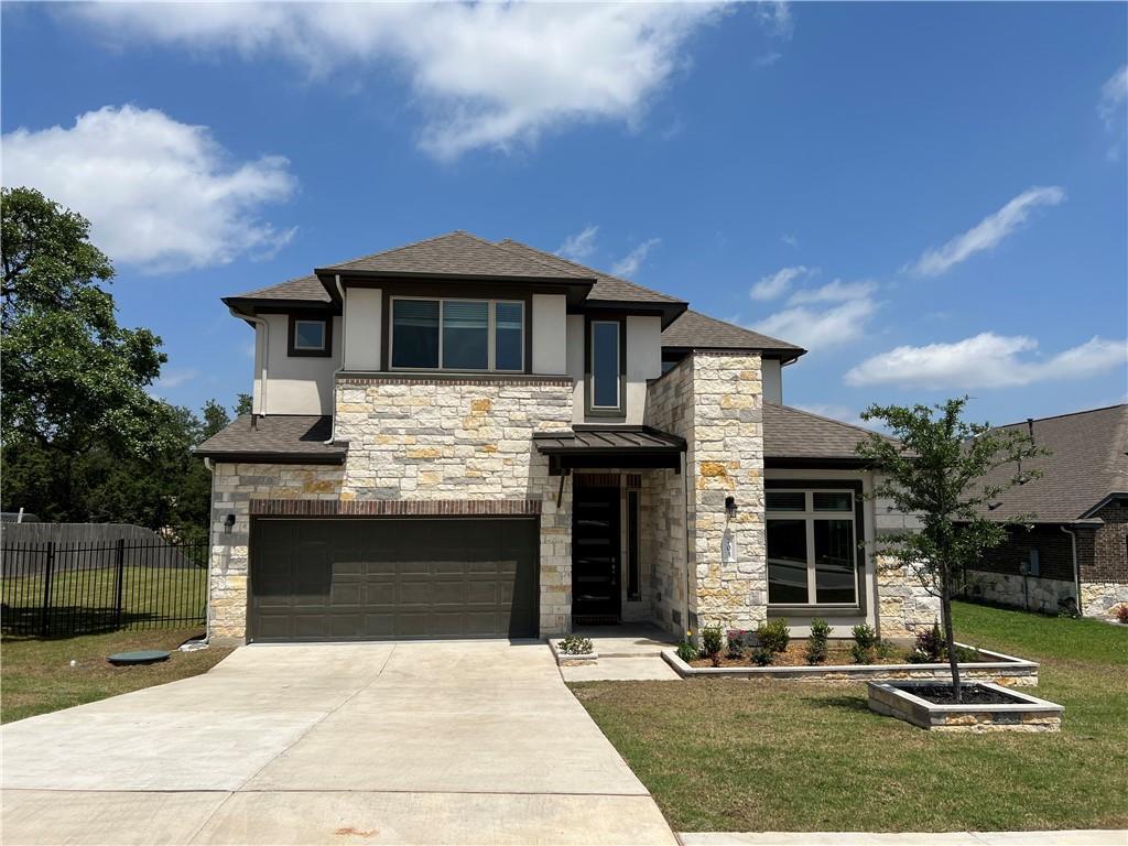 Foto principal - 703 Kingston Pl