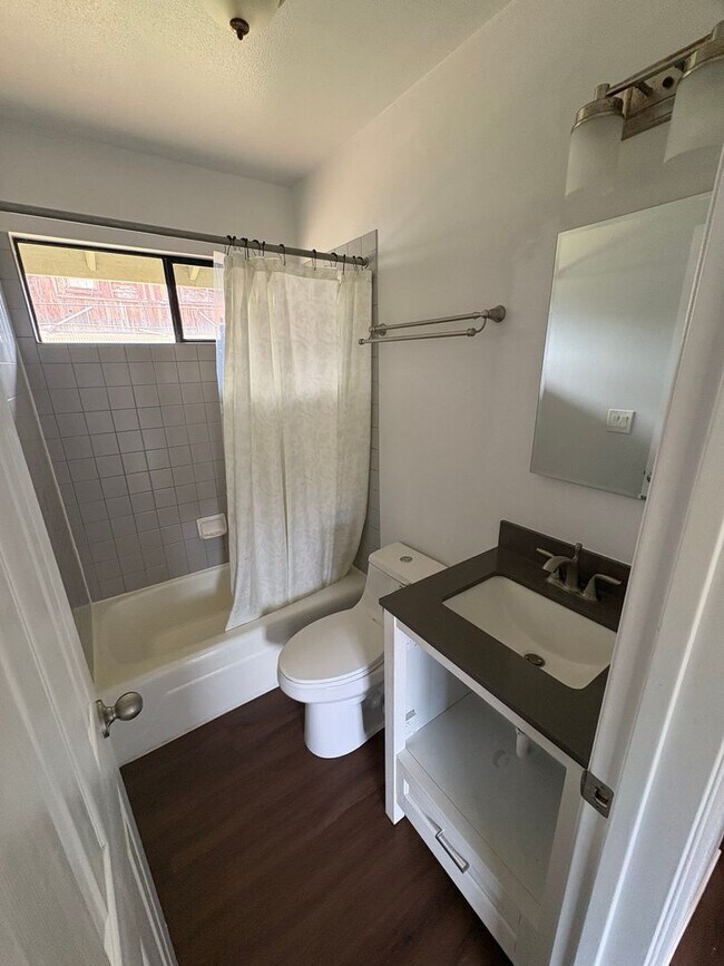 Foto del edificio - 2289 W Vineyard St