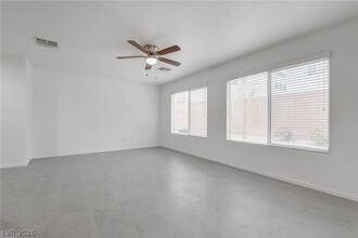 Building Photo - 6757 Thalia River St