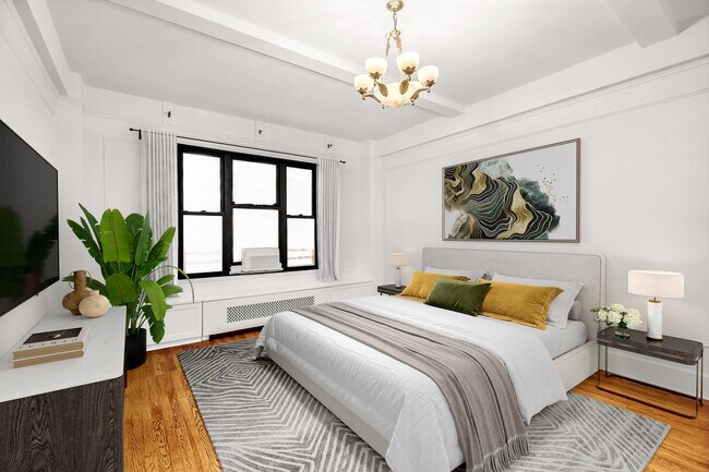 Building Photo - 150 W 55th St