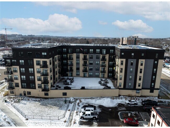 Foto del edificio - 28 7th St NE