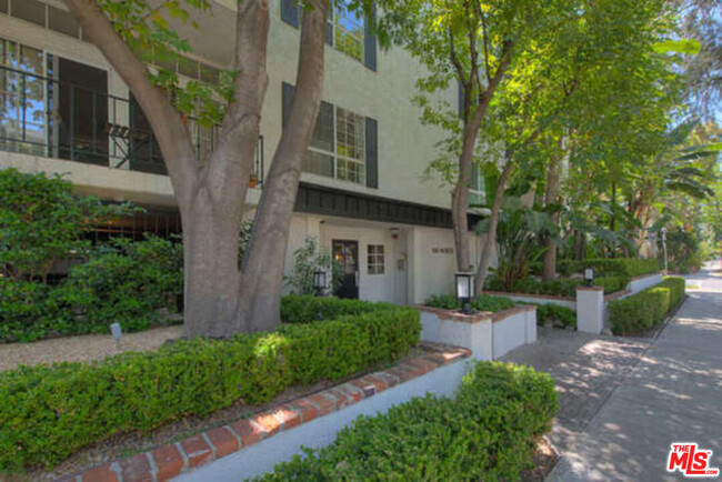Building Photo - 100 N Wetherly Dr