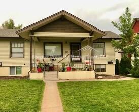 Building Photo - 1017 18th Ave
