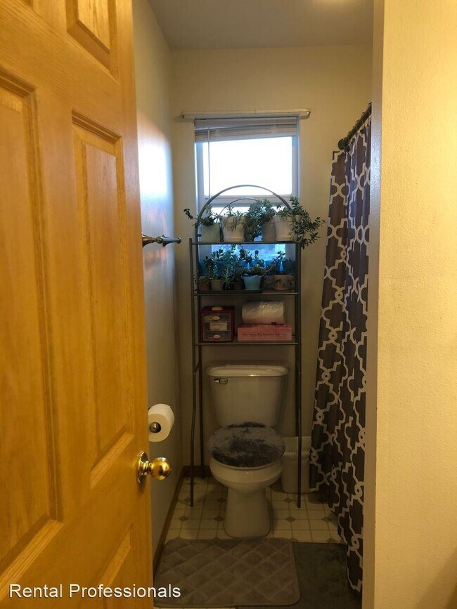 Building Photo - 3 br, 2 bath House - 170 Latigo Drive