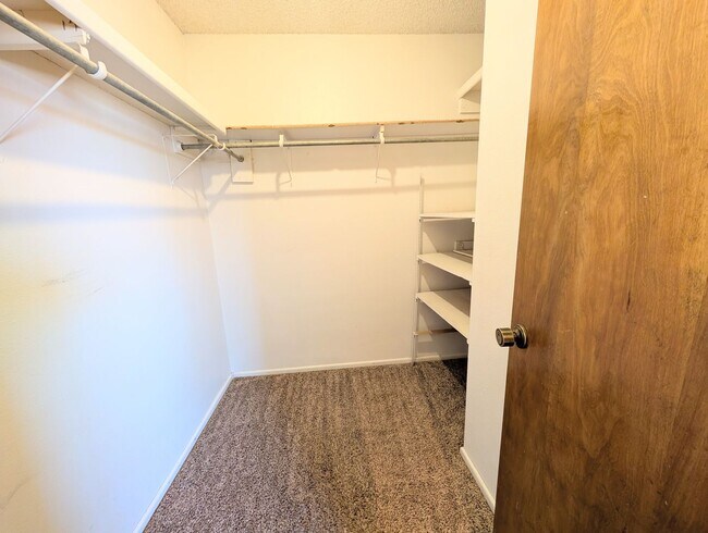 Foto del edificio - 3 bed 2 bath Move In Ready!