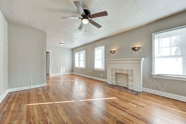 Foto del edificio - 2229 NW 12th St