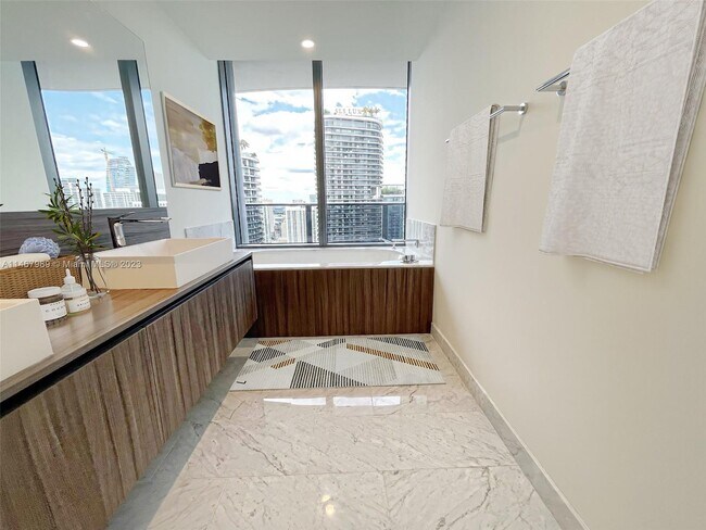 Foto del edificio - 1000 Brickell Plaza