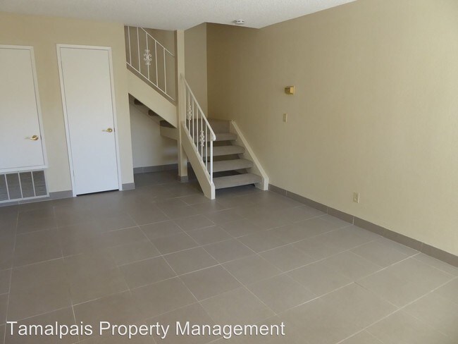 Building Photo - 2 br, 1 bath House - 22 Dockside Circle