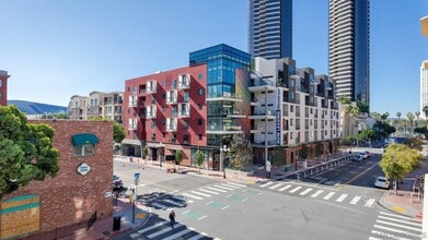 Building Photo - 450 J St