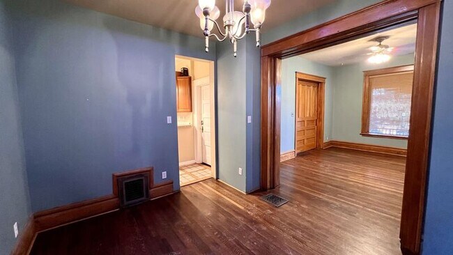 Foto del edificio - 1757 Vine St