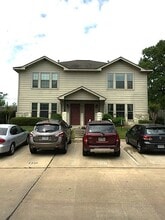 Building Photo - 108 Vista Way