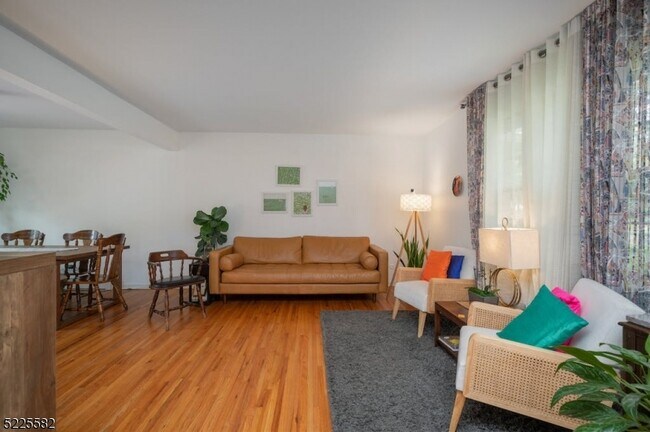 Foto del edificio - 768 Springfield Ave
