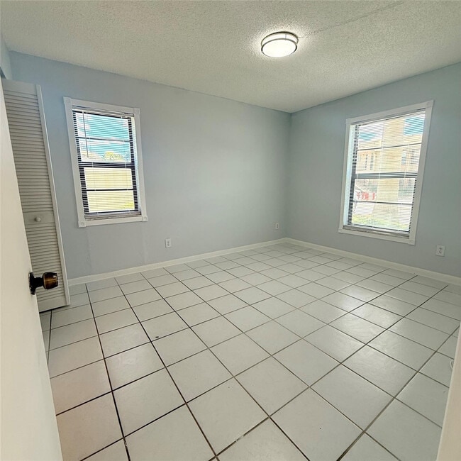 Foto del edificio - 9466 Boca Cove Cir