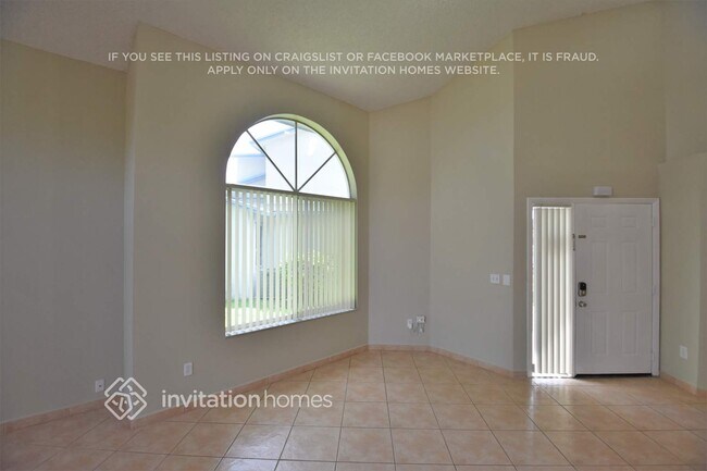 Foto del edificio - 10004 SW 14th St