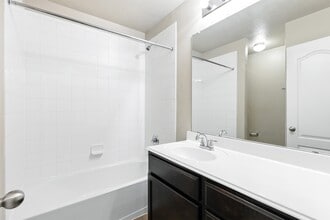 Building Photo - 16327 Tyler Reach Dr