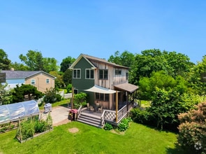 Building Photo - 1012 Seashore Rd