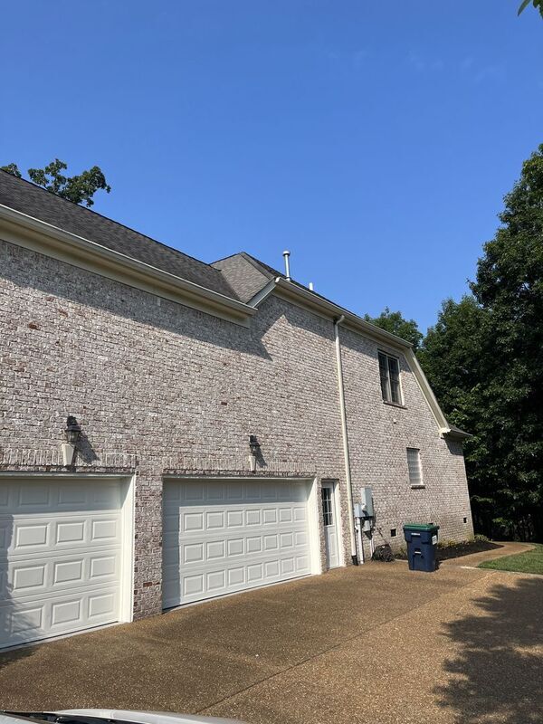 Building Photo - 2496 Titans Ln