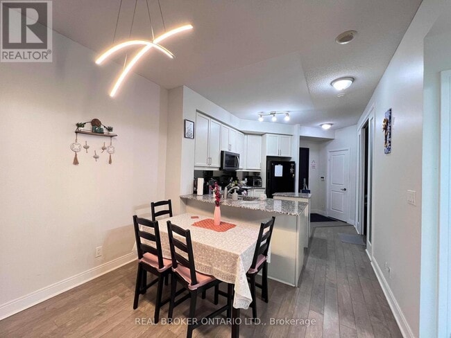 Building Photo - 90 Absolute Ave