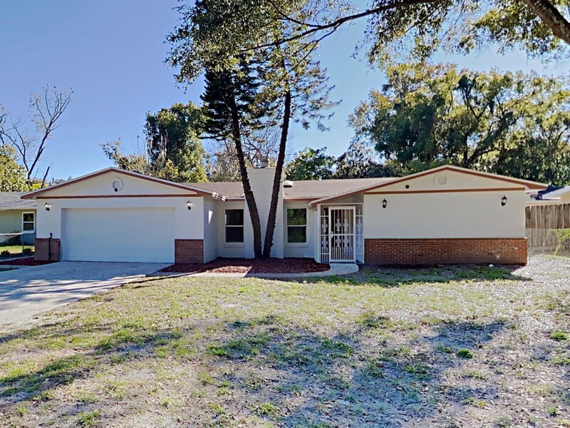 Primary Photo - 5520 Beggs Rd