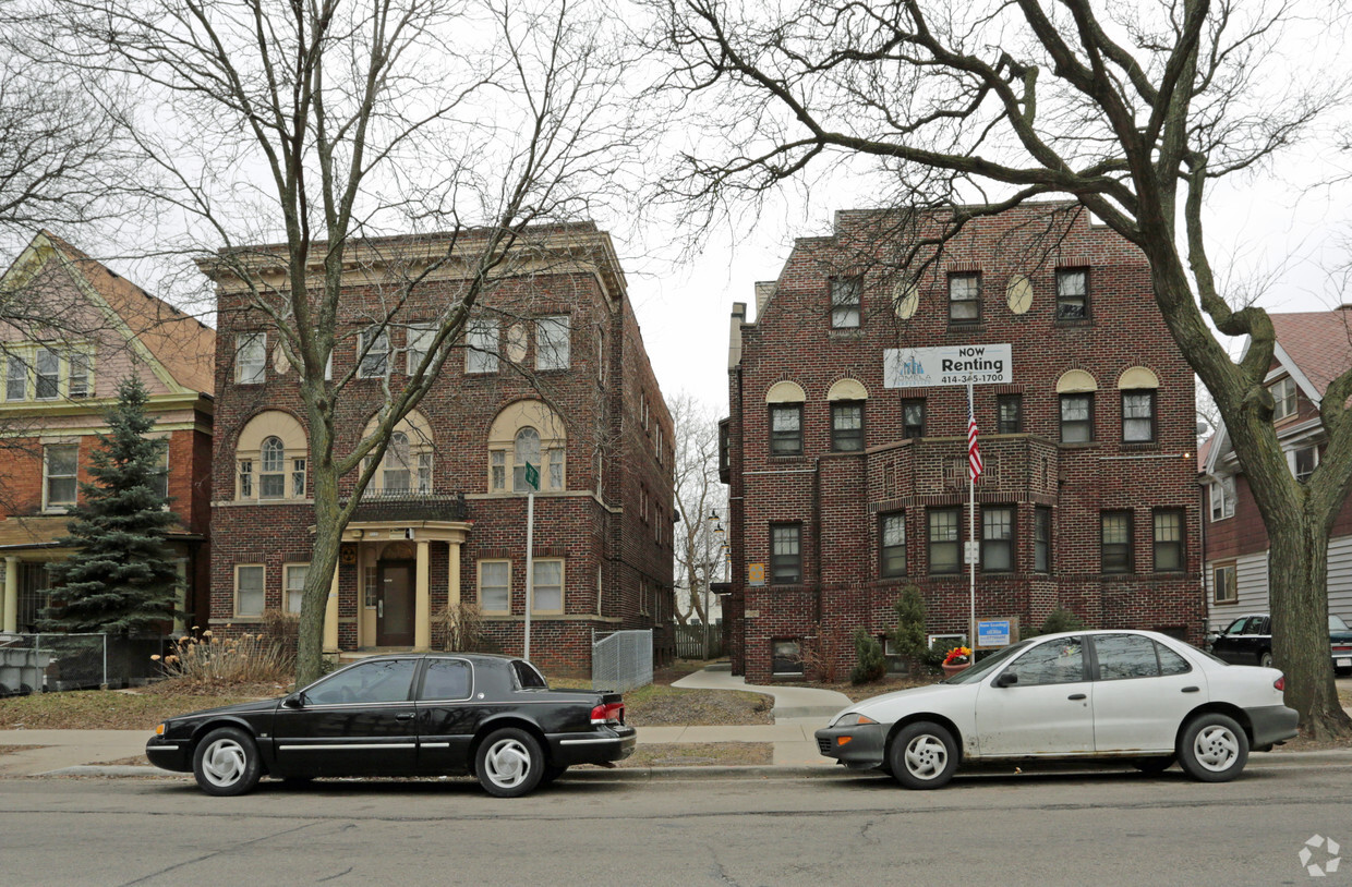 Foto del edificio - 3223 W Wells St