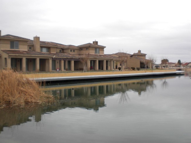 Building Photo - 14355 Nautical Ln