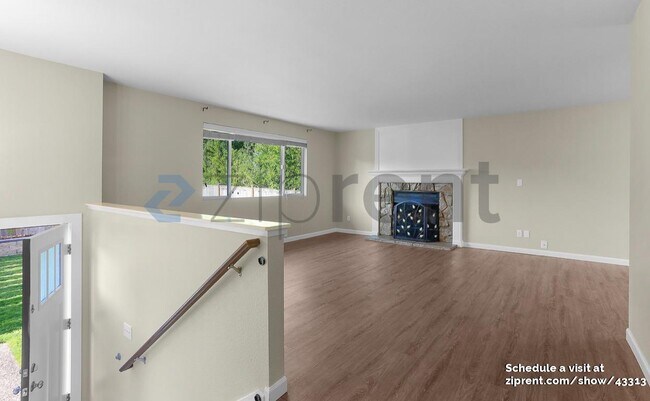 Building Photo - 13225 112th Ave NE