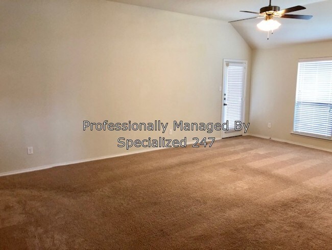 Building Photo - 2270 Red Chute Dr