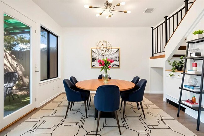 Foto del edificio - 9504 Quail Village Ln