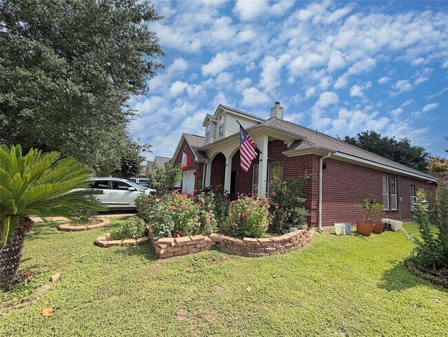 Building Photo - 10111 San Ignacio