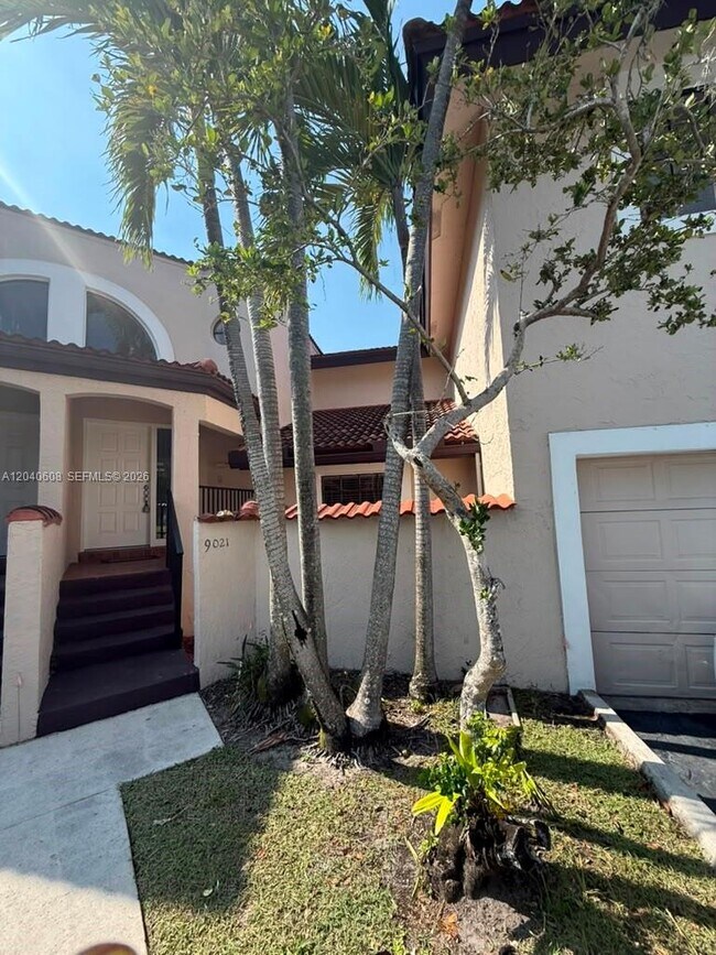 Foto del edificio - 9021 W Sunrise Blvd