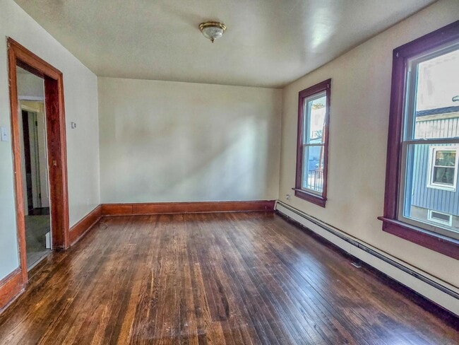 Building Photo - 166-168 S Jones St - 168