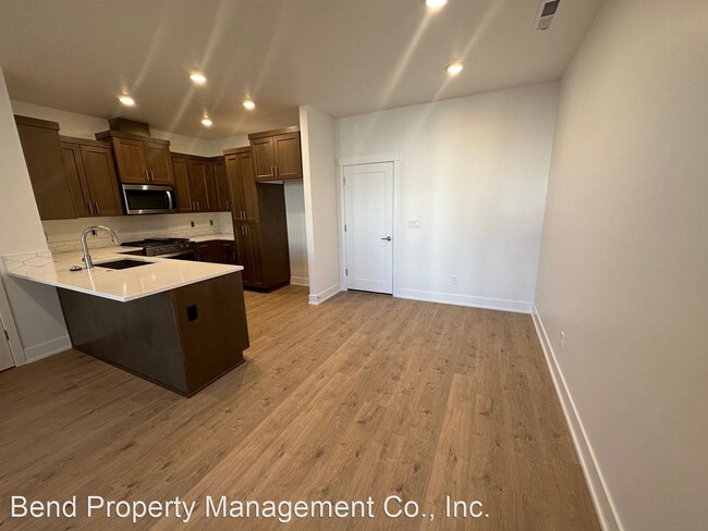 Building Photo - 3 br, 2.5 bath House - 3009 NE Red Jasper Pl.