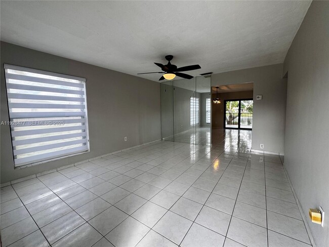 Foto del edificio - 12365 SW 119th Terrace