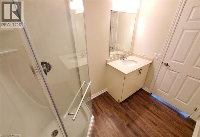 Building Photo - 290 Liberty St N