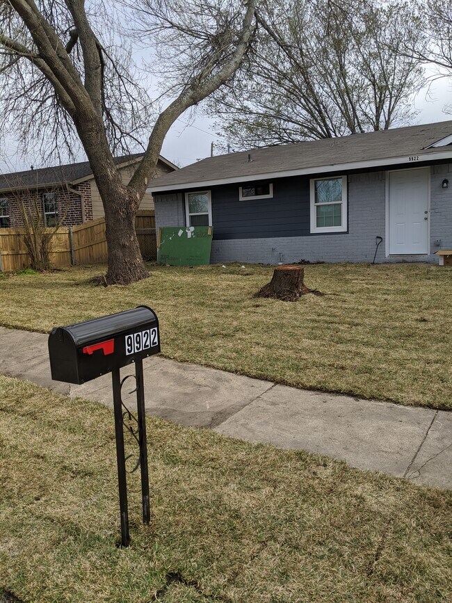 Foto del edificio - 9922 Gulf Palms Dr