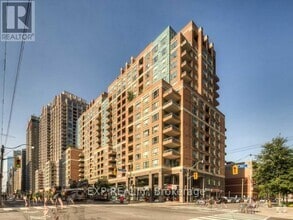 Building Photo - 887 Bay St.