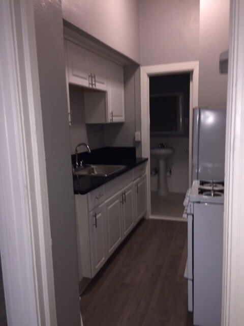 1275 Westchester Pl Unit 0 Los Angeles Ca 90019 Apartment For Building Photo 1275 Westchester Pl