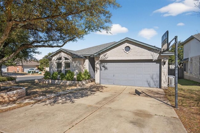 Foto del edificio - 1201 Dillon Lake Bend