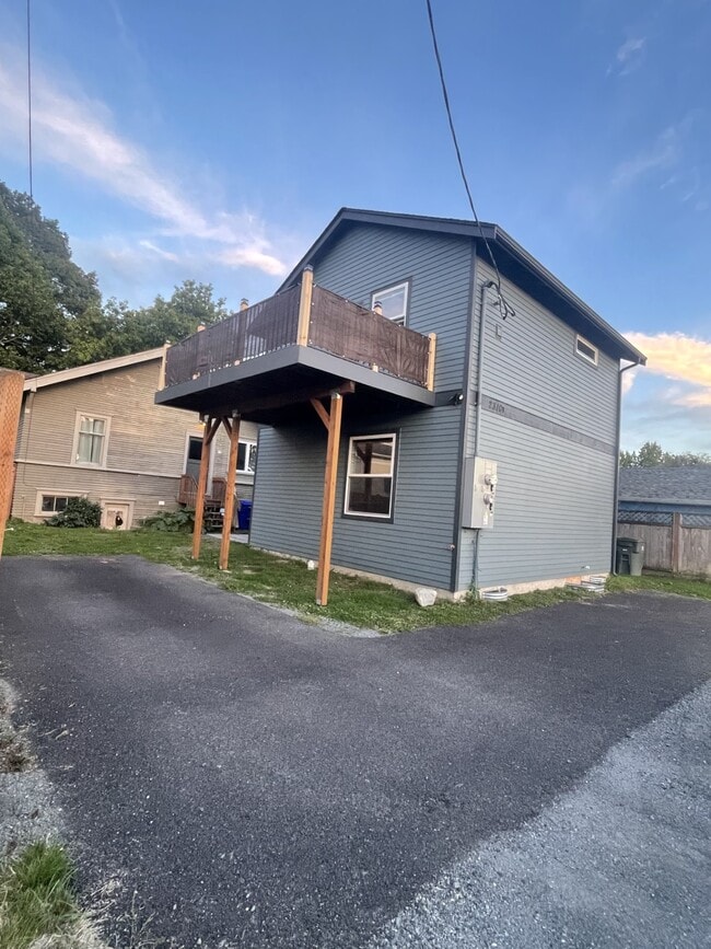 Building Photo - 2310 Virginia Ave