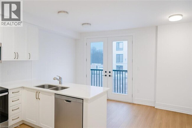 Photo du bâtiment - 99 Roger St