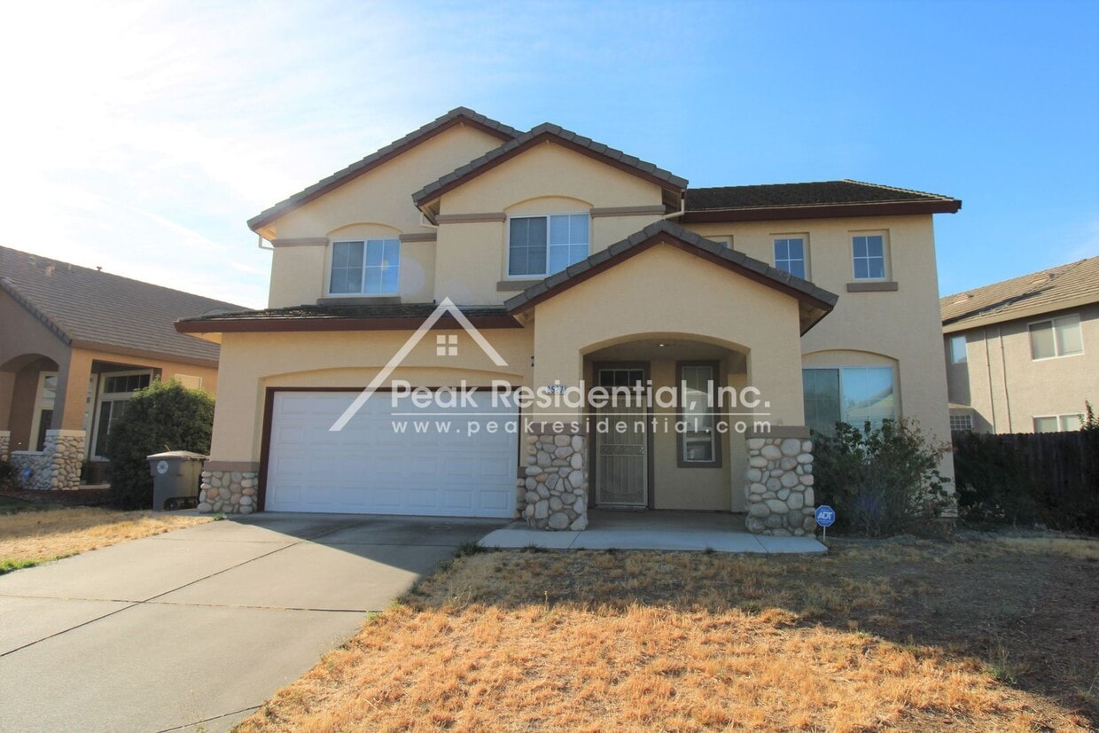 Primary Photo - 4 br, 3 bath House - 8527 Blue Maiden Wy
