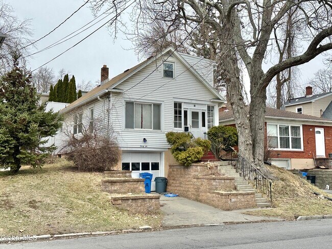 Foto del edificio - 36 Daytona Ave