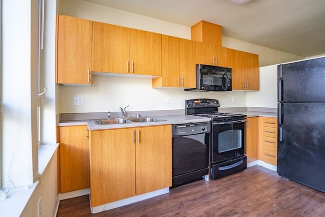 Interior Photo - John Court
