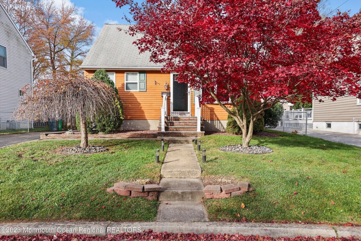 Primary Photo - 467 Ferndale Pl